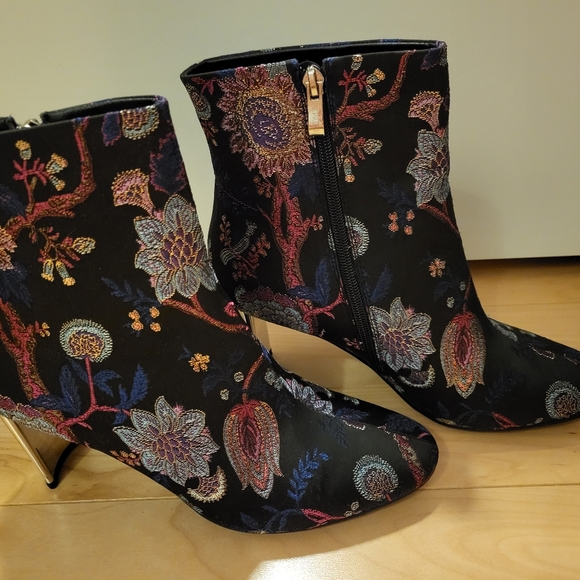 Ankle boots - Picture 5 of 5